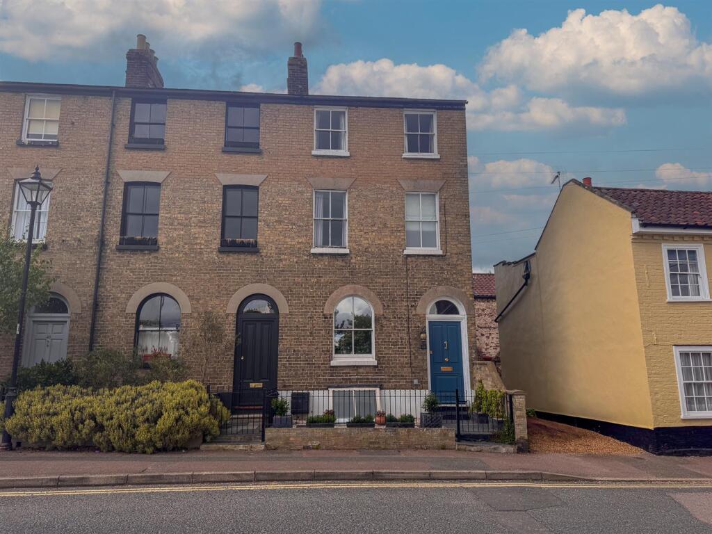 Main image of property: London Road, Halesworth