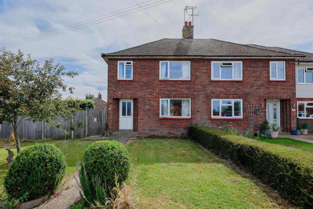 Main image of property: 14, Queens Drive, Halesworth, Suffolk, IP19 8DN