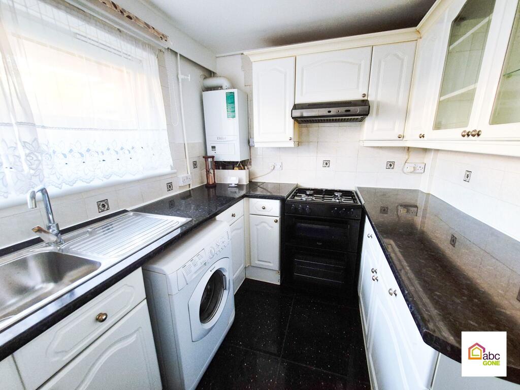 Main image of property: Grove Cresent Road