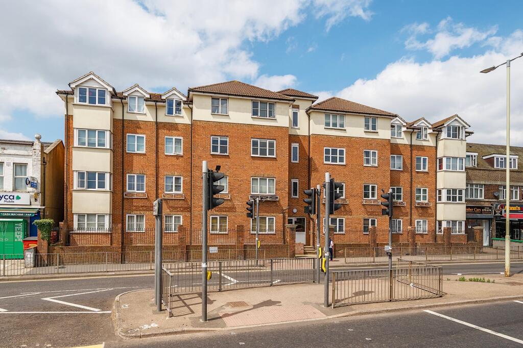 2 bedroom flat