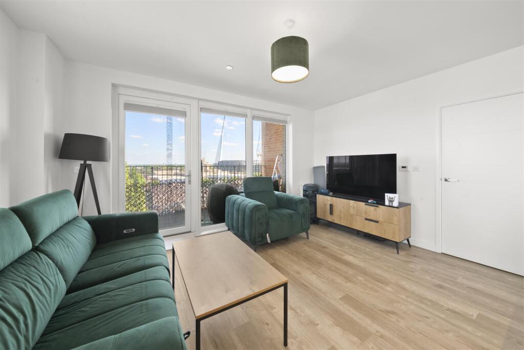 Main image of property: Mortise House, 53 Pump Lane, Hayes