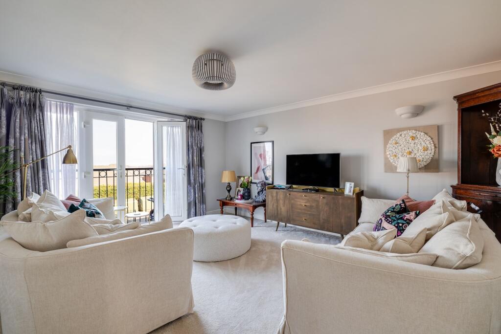 Main image of property: Llys Y Graig, 19 Llys Y Graig, CH7