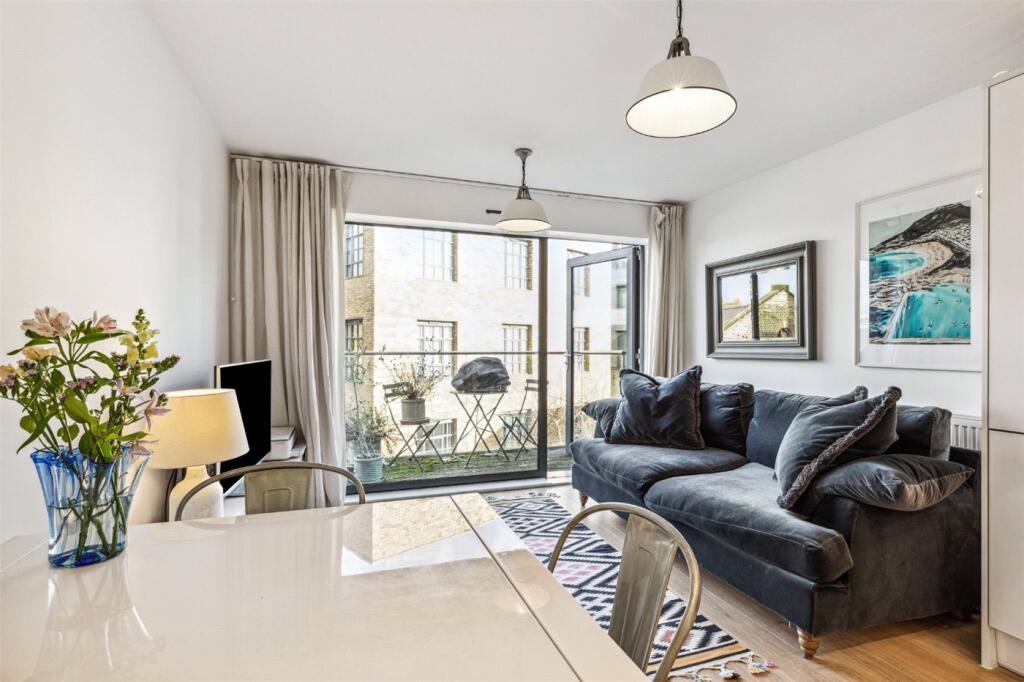 Main image of property: Macaulay Road, London, SW4