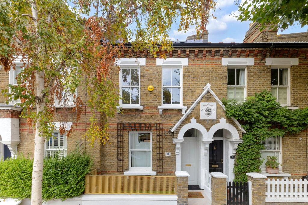 Main image of property: Holden Street, London, SW11