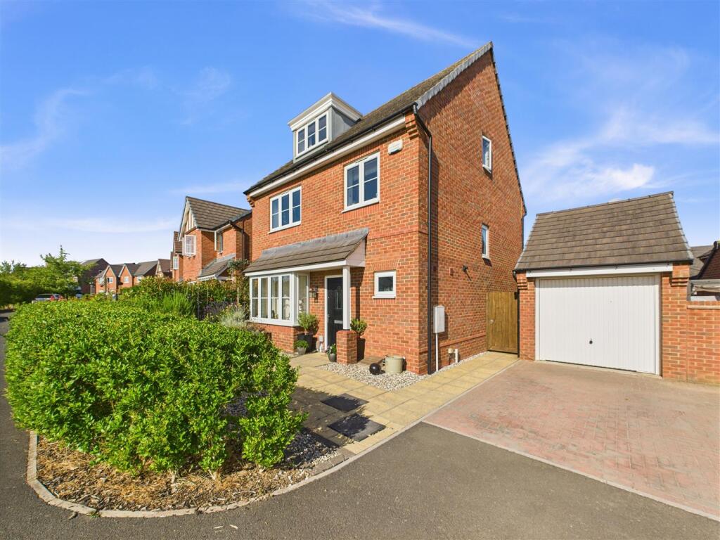 Main image of property: Cole Gardens, Evesham