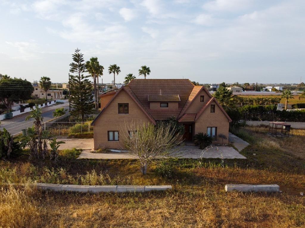 Main image of property: Larnaca, Xylotympou