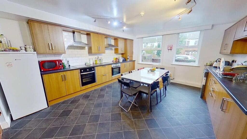 Main image of property: Manor Terrace, Leeds, West Yorkshire, LS6