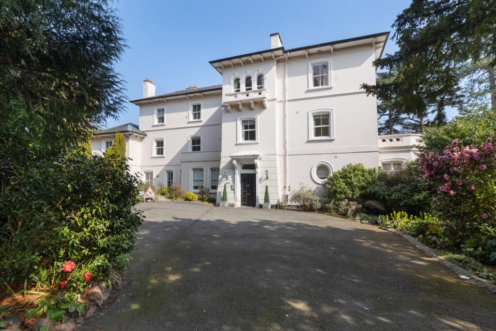 Main image of property: Lawnside, Albert Road South, Malvern, Worcestershire, WR14 3AH