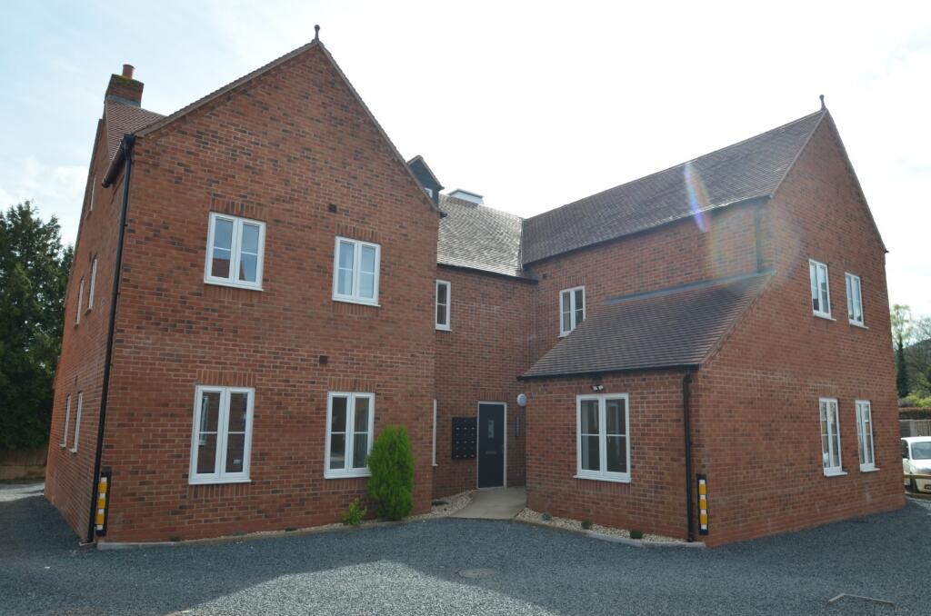 Main image of property: The Beacons, Pickersleigh Avenue, Malvern, Worcestershire, WR14 2FH