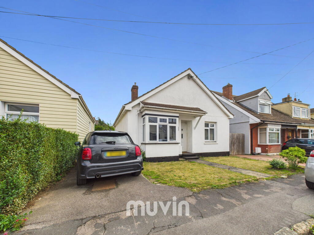Main image of property: Brandon Road, Braintree, CM7 2NL