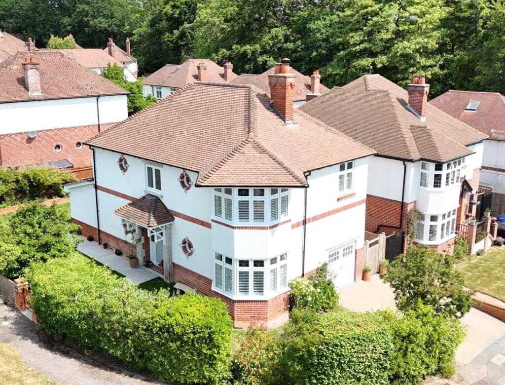 Main image of property: Chetwynd Drive, Bassett, Southampton, Hampshire, SO16