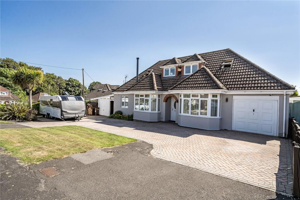 Main image of property: Upton Crescent, Nursling, Southampton, Hampshire, SO16