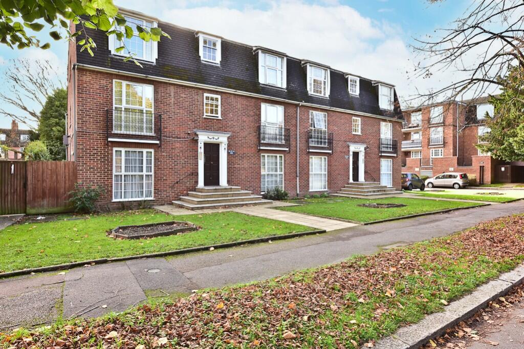 Main image of property: Queen Annes Place, London, EN1