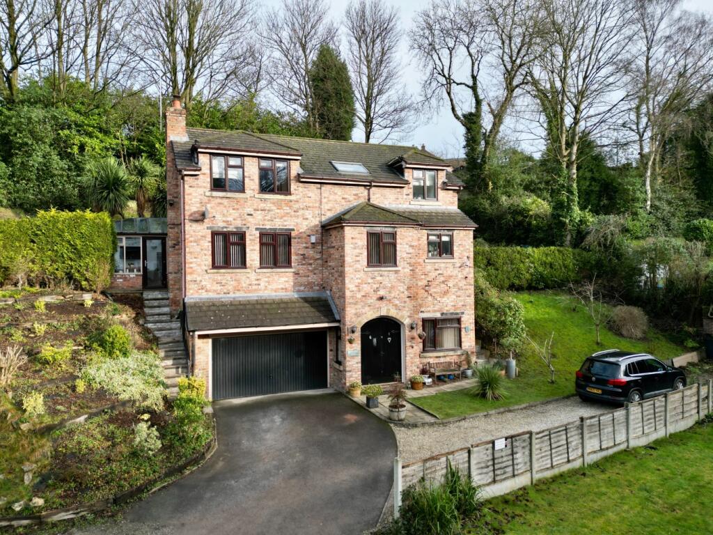 Main image of property: Gerrards Wood, Hyde, Greater Manchester, SK14 5DJ
