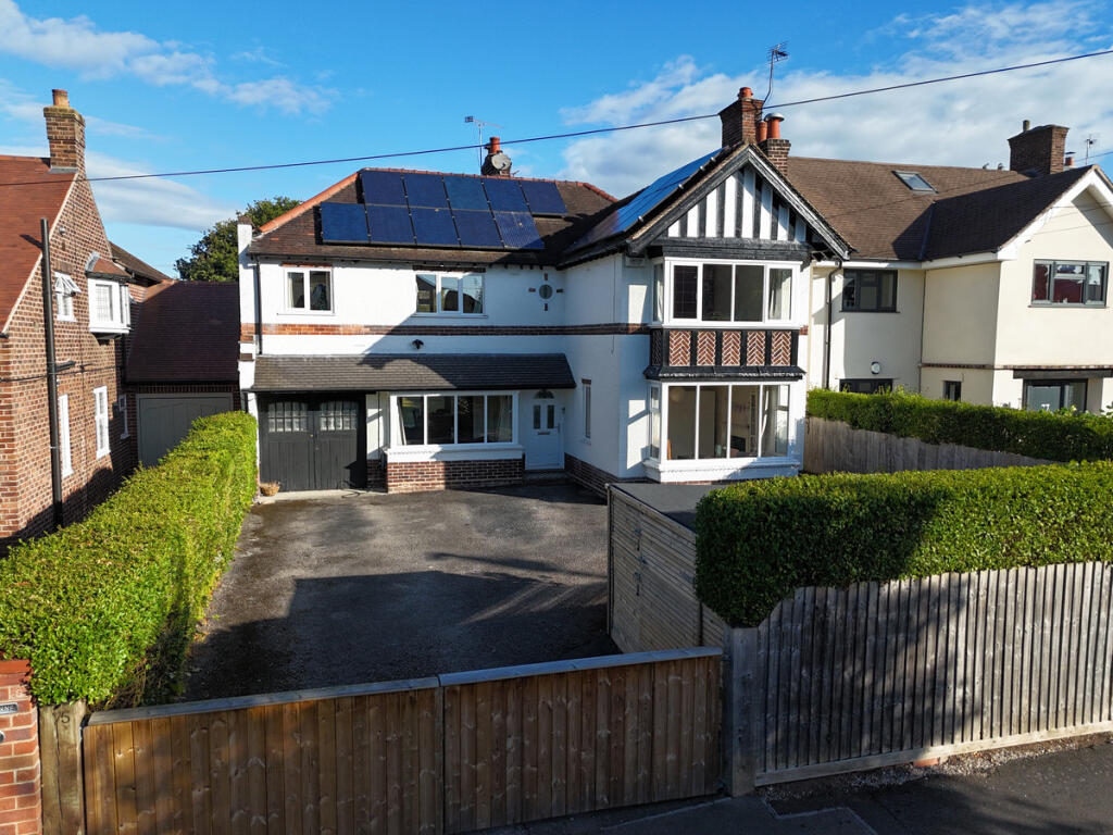 Main image of property: Earlsway, Chester, CH4 8