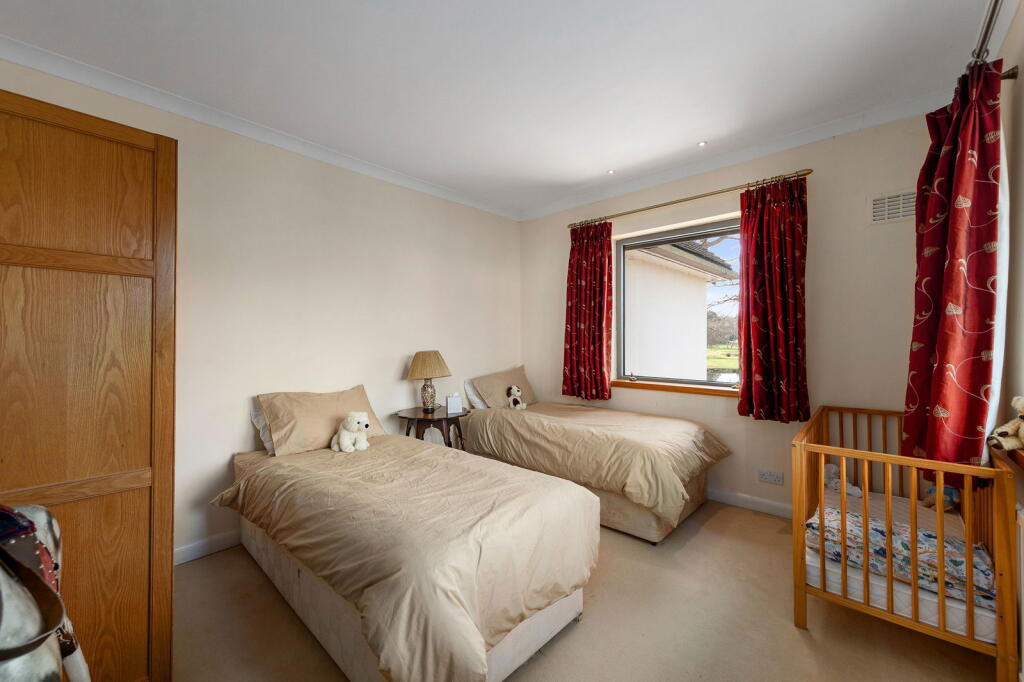 Additional property image - Barnfield Wood Close, Beckenham, BR3