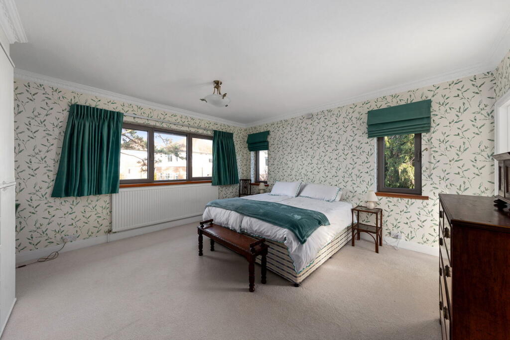 Additional property image - Barnfield Wood Close, Beckenham, BR3