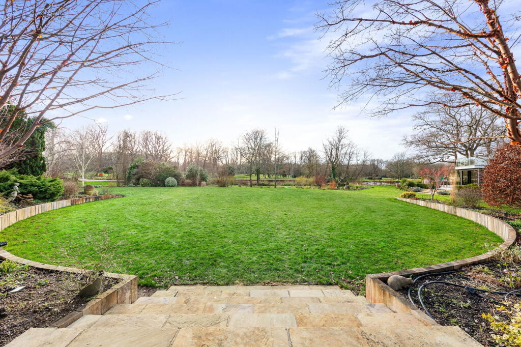 Additional property image - Barnfield Wood Close, Beckenham, BR3