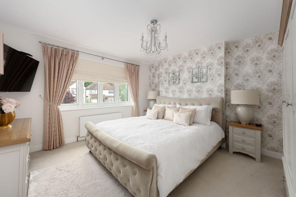 Additional property image - Hayes Chase, West Wickham, BR4