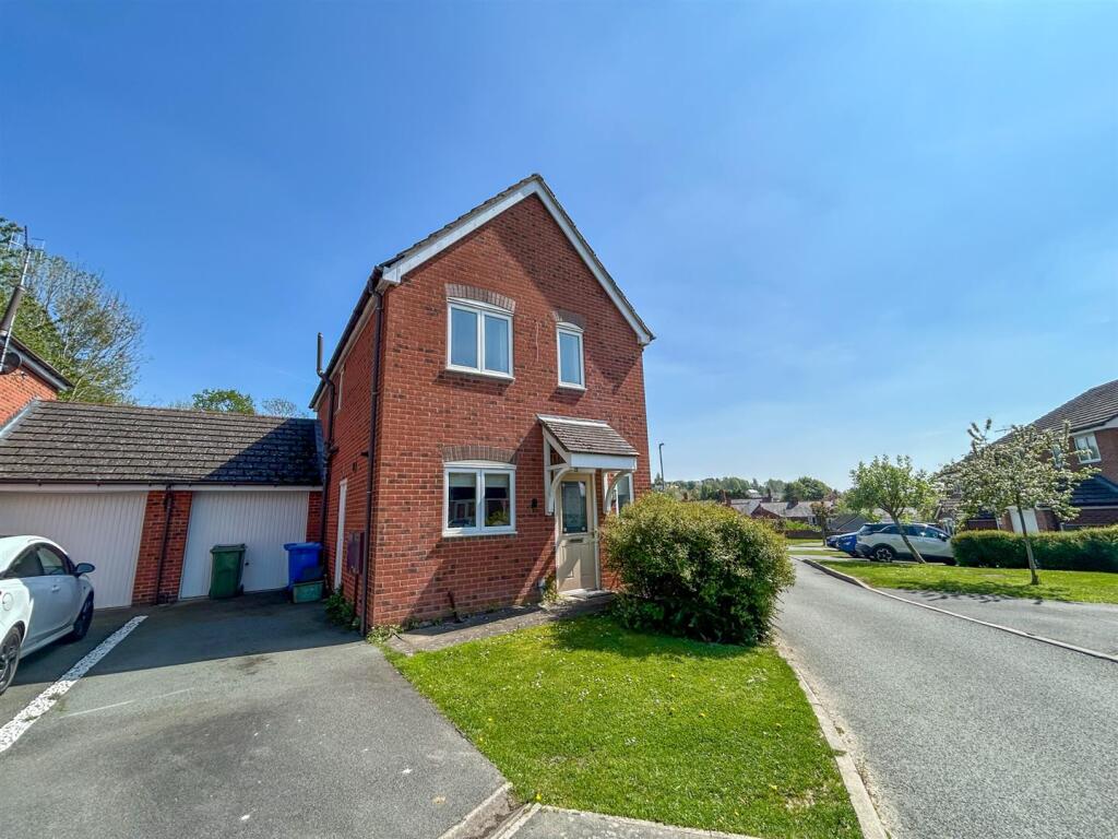 Main image of property: Cae'r Efail, Acrefair