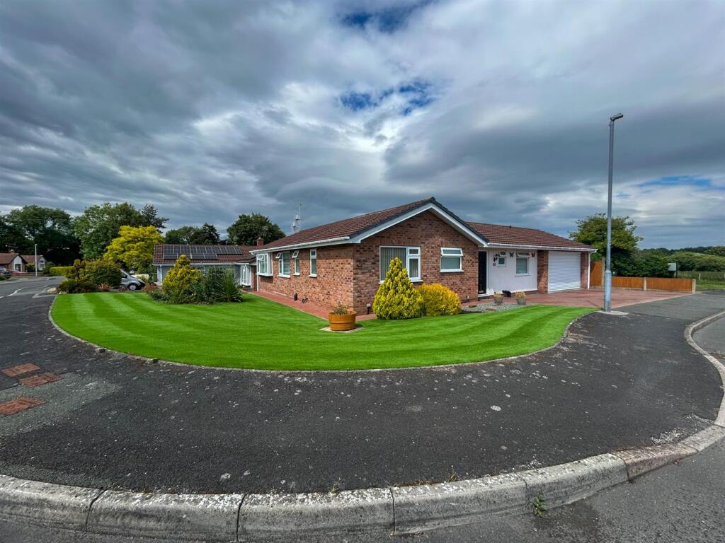 Main image of property: Old Farm Road, Rhostyllen