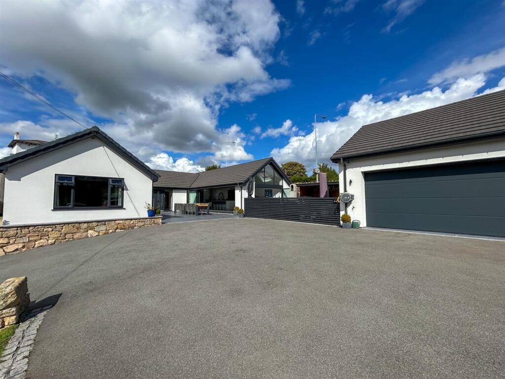 Main image of property: Ffrwd Road, Cefn-Y-Bedd