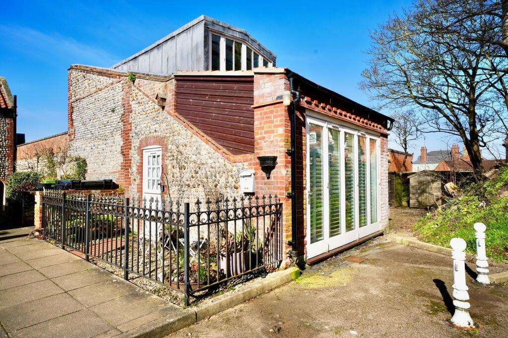 Main image of property: The Croft, Cromer, NR27