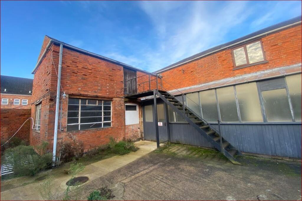 Main image of property: Mount Road, Hinckley LE10 1AE