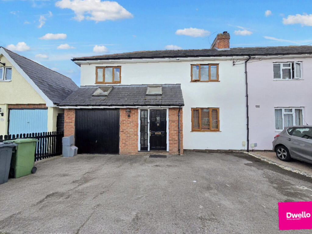 Main image of property: Sunnyside, Braintree, CM7 2