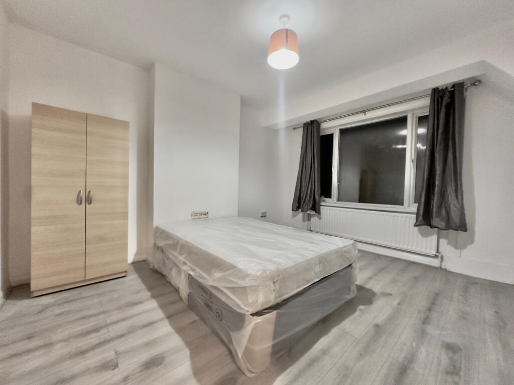 Main image of property: Edgehill Road, CR4