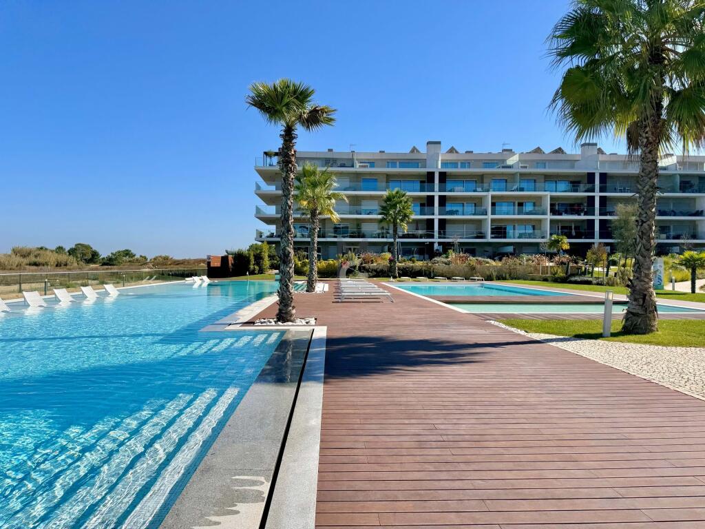 Main image of property: Setúbal, Alcochete