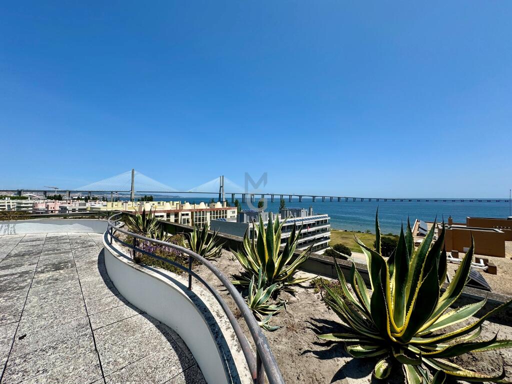 Main image of property: Lisbon, Lisbon