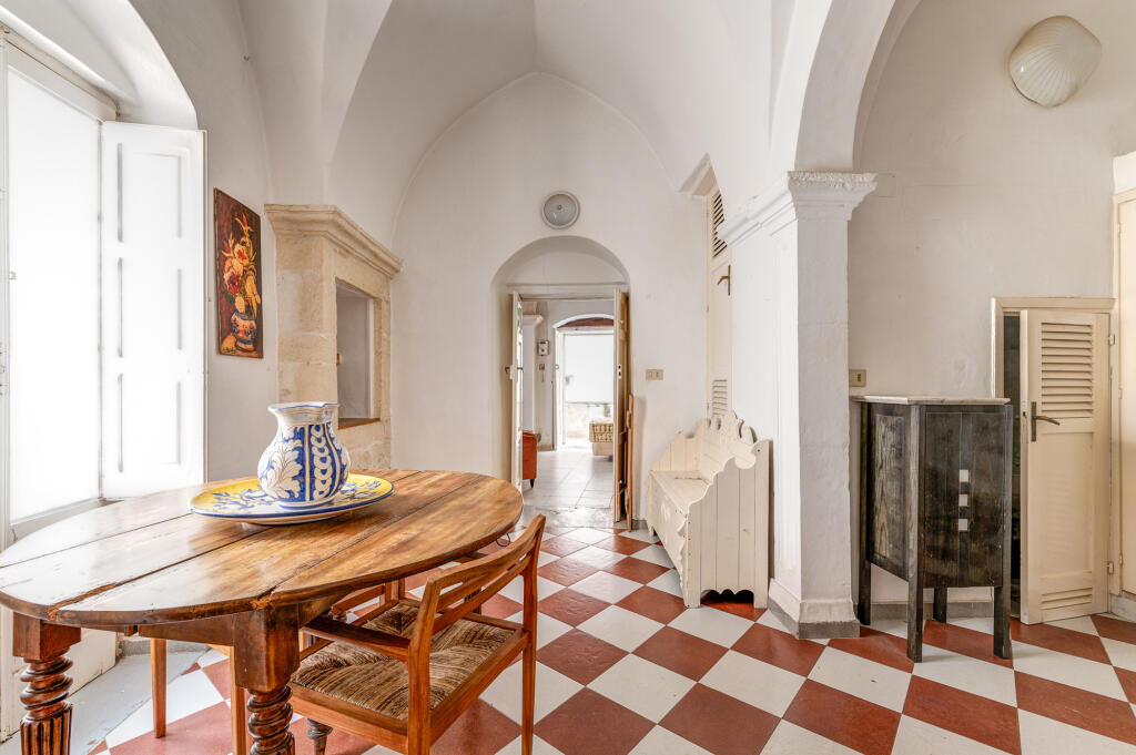 Main image of property: Vicolo Giuseppe zanardelli 14,72017 Ostuni,Italy