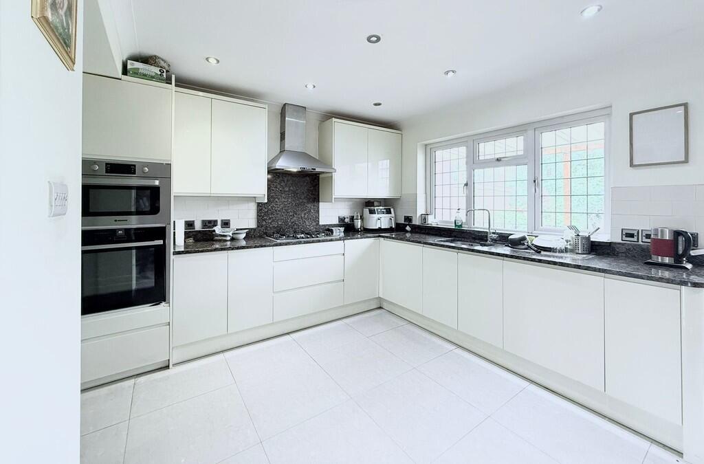 Main image of property: Uppingham Avenue, Stanmore, HA7 2JS