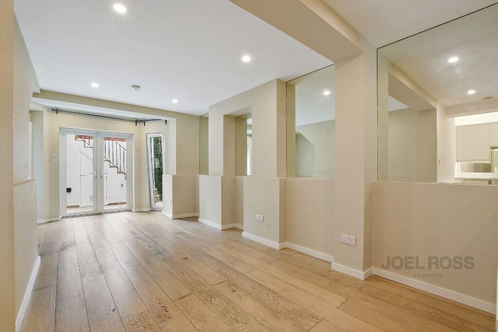 Main image of property: Ferme Park Road, London, N8