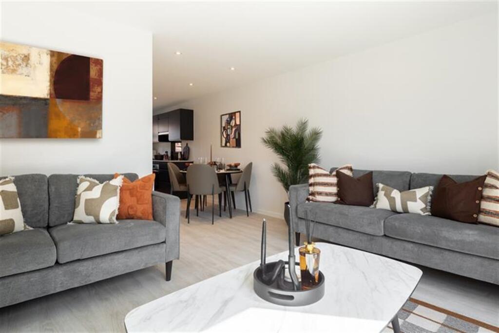 Main image of property: Casa, North Valley, Nottingham, NG7