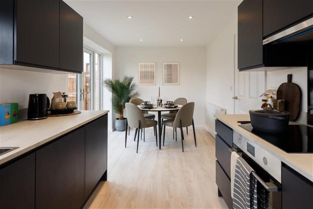 Main image of property: Casa, North Valley, Nottingham, NG7