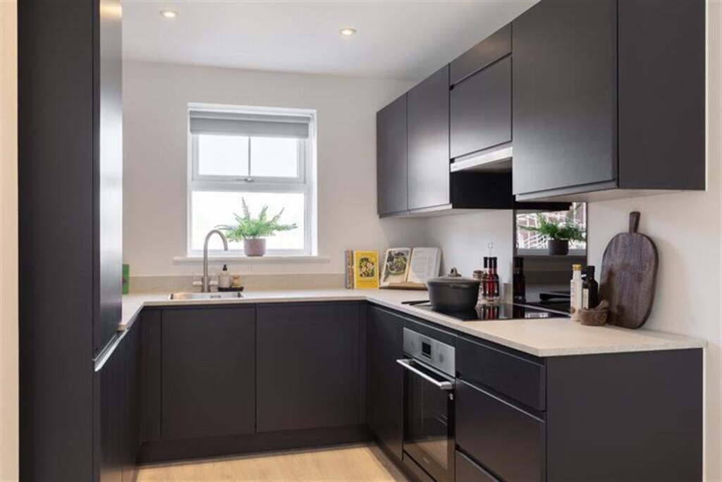 Main image of property: Casa, North Valley, Nottingham, NG7