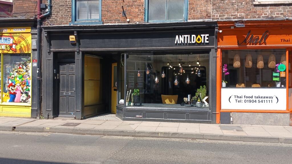 Main image of property: 9 Gillygate, York, North Yorkshire, YO31 7EA