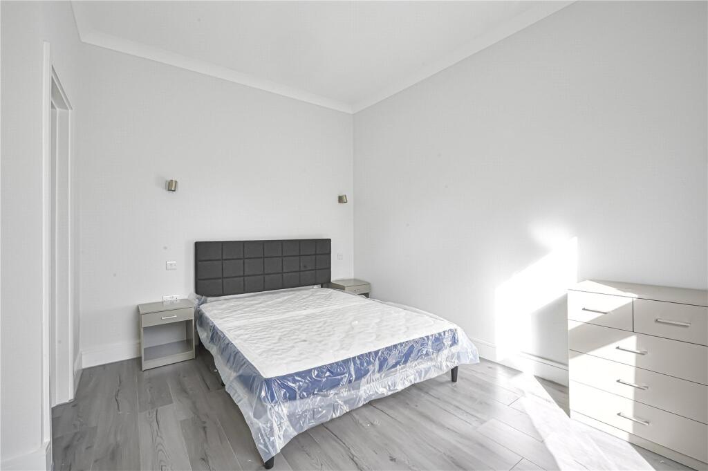 Main image of property: Commerce Road, Wood Green, London, N22