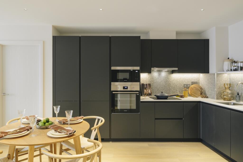 Main image of property: The Wiltern, Dawlish Avenue East Perivale UB6