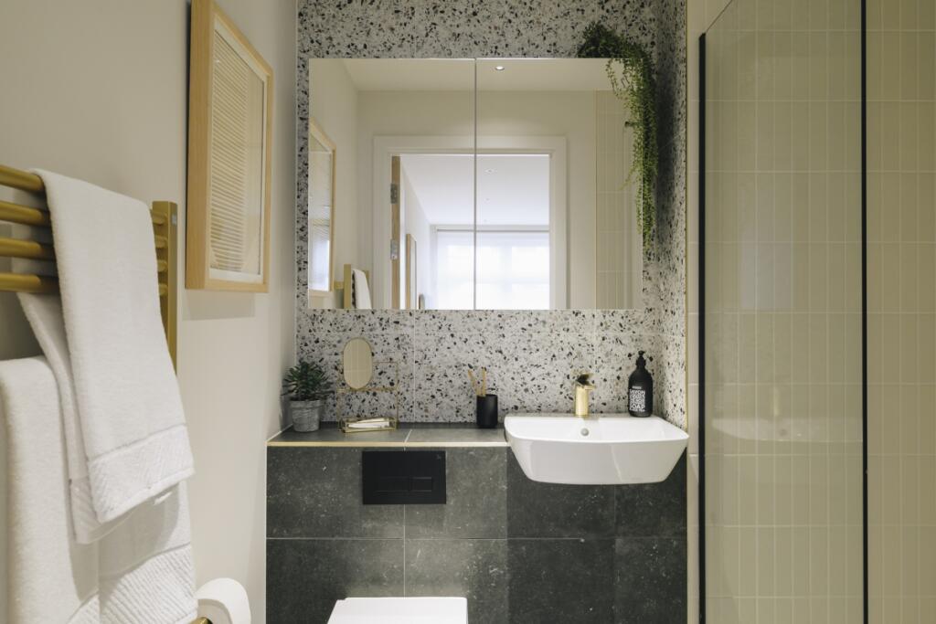 Main image of property: The Wiltern, Dawlish Avenue East Perivale UB6