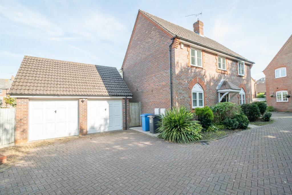 Main image of property: Upper Mount St, Fleet, Hampshire