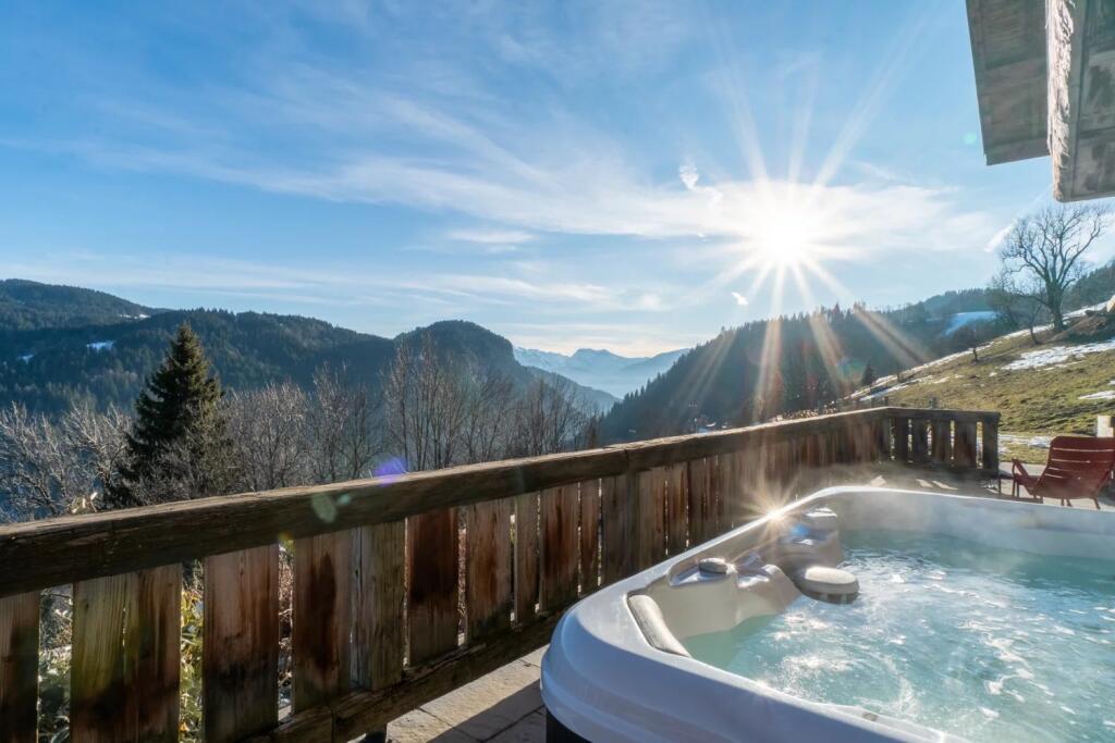 Main image of property: Rhone Alps, Haute-Savoie, Les Gets