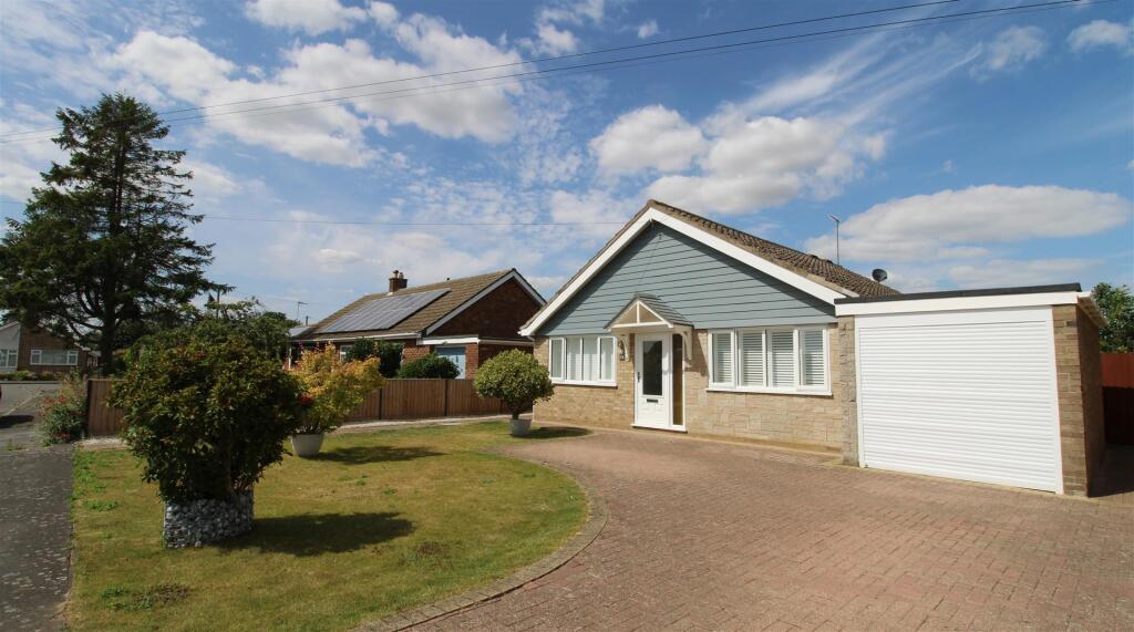 Main image of property: Villa Close, Long Sutton