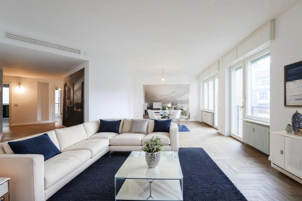 Main image of property: Milano, Milan, Lombardy