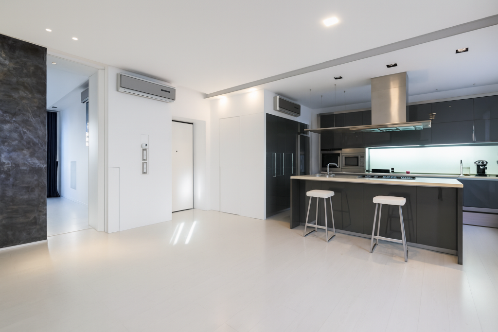 Main image of property: Milano, Milan, Lombardy