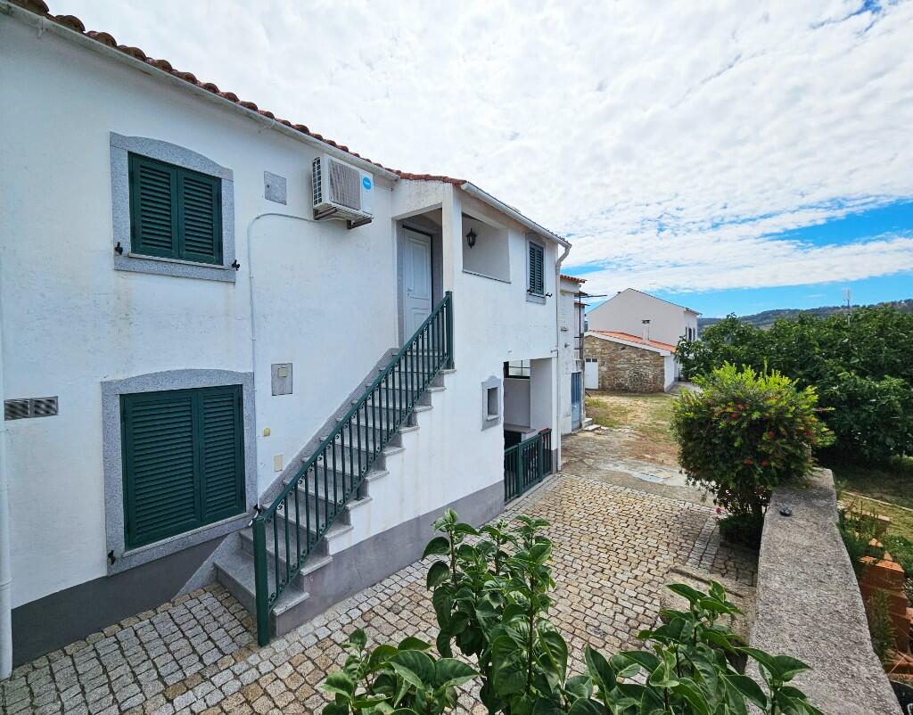 Main image of property: Gonçalo, Beira Alta