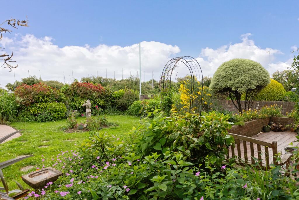 Additional image 2 of Marine Crescent, Goring-by-Sea, Worthing, BN12