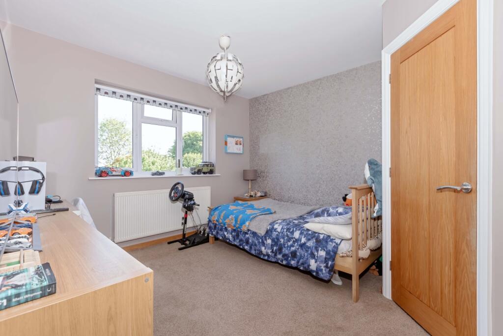 Additional image 24 of Heather Lane, Worthing, BN13